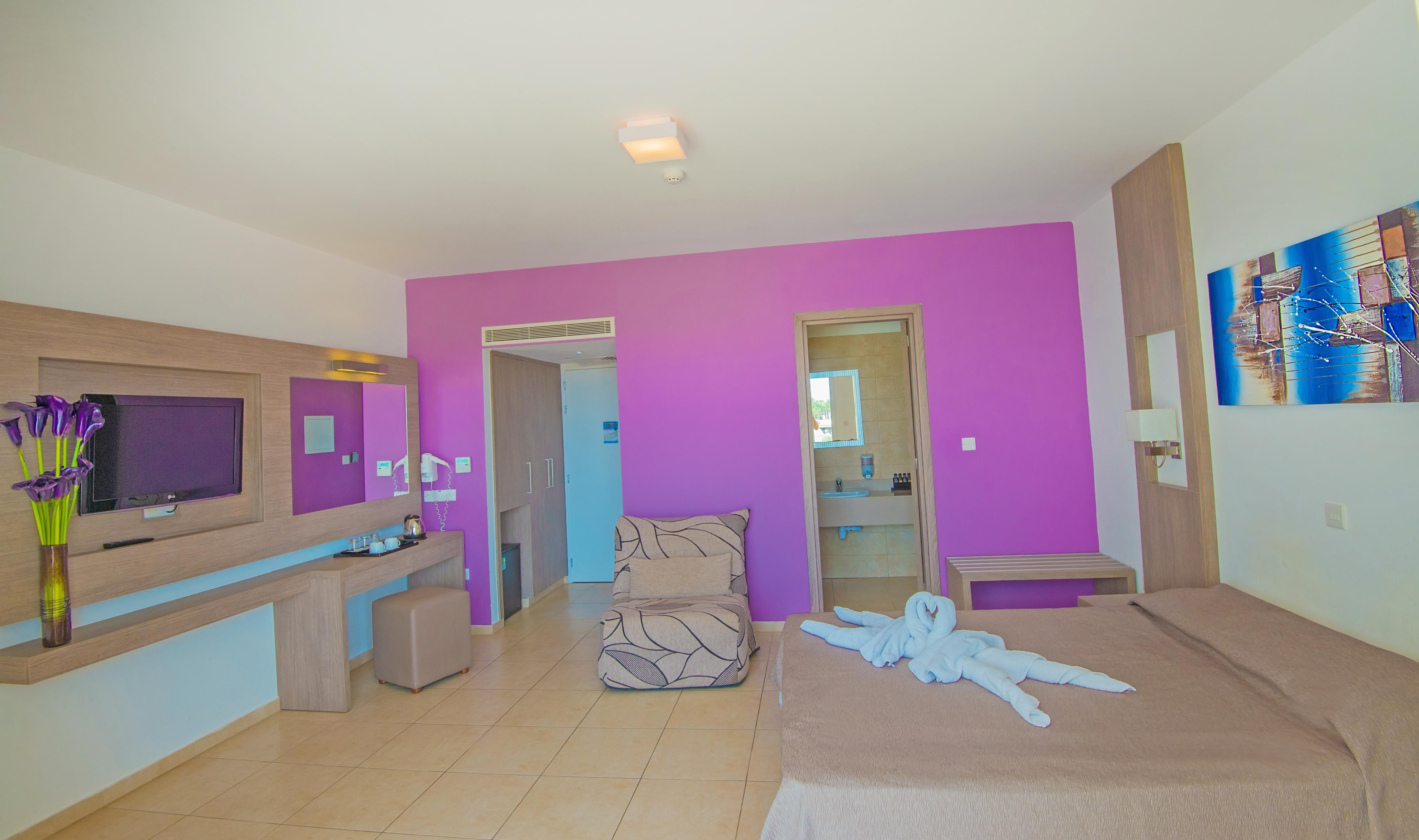 New Famagusta Hotel&Suites Ayia Napa Eksteriør billede